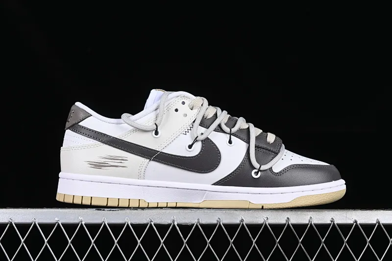 All Categories Nk SB Dunk Series Nk SB Dunk Low Low-top sneakers Nk Dunk Low "Team Gold" Official custom-cracked SB strap low-top casual sneakers DV0833-100